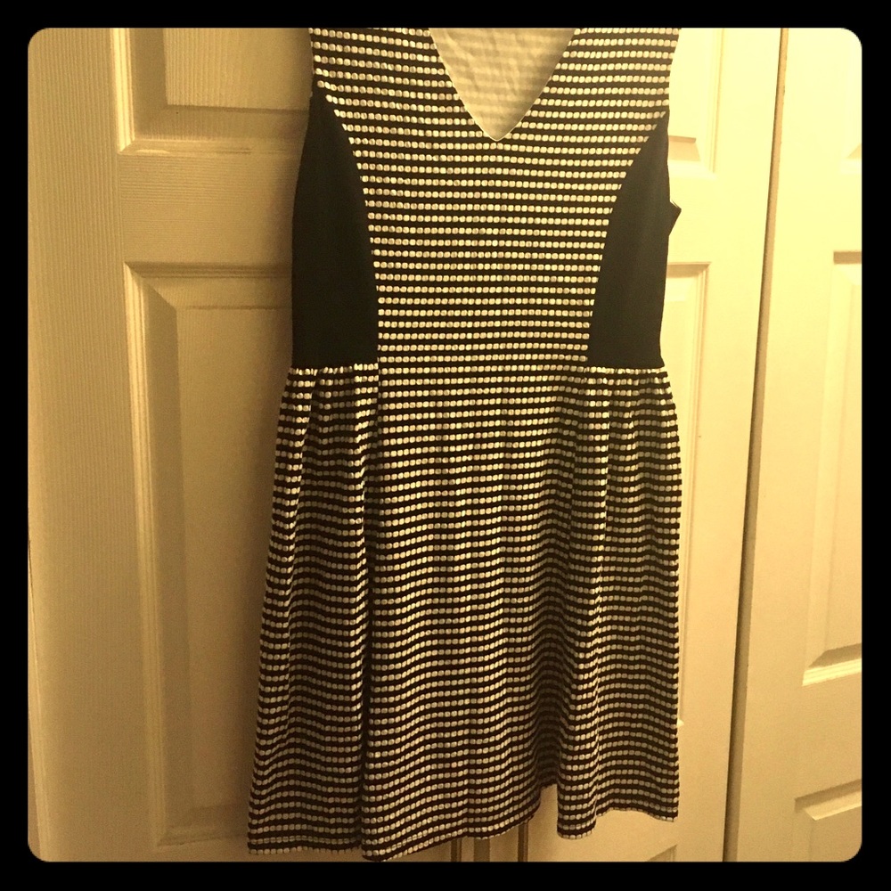 Avaleigh/Gilt dress. large. Never worn.